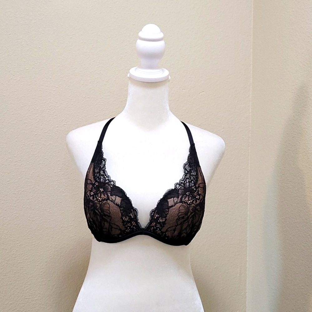 Victoria Secret - Plunge Lace Bra- DONATED